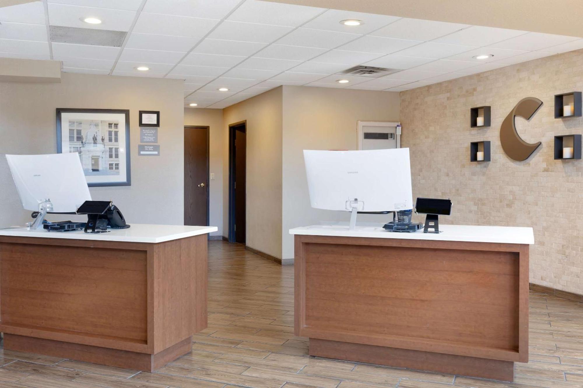 Comfort Inn & Suites Wichita Eksteriør billede